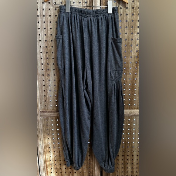 Grey Patched Pocket Carrot Joggers Pants Loungewear Baggy - Picture 7 of 7